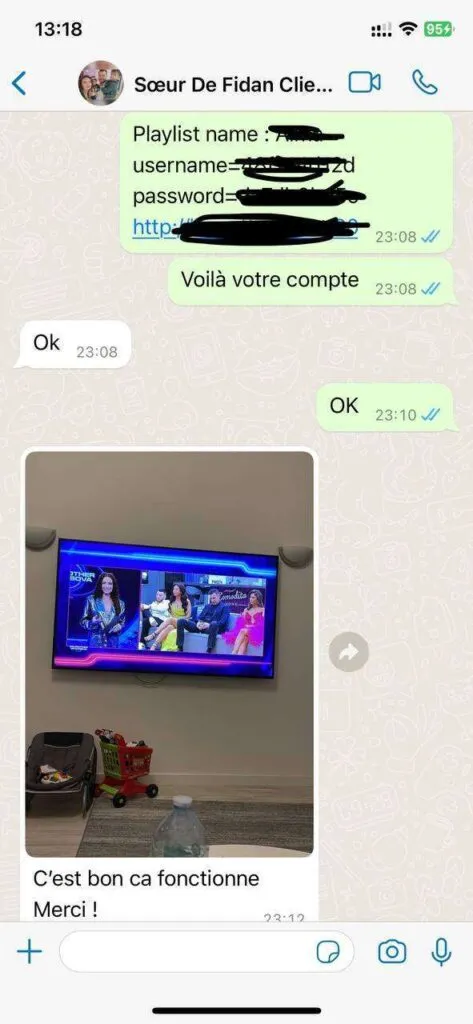 WhatsApp assistance provided for multi-screen setup.